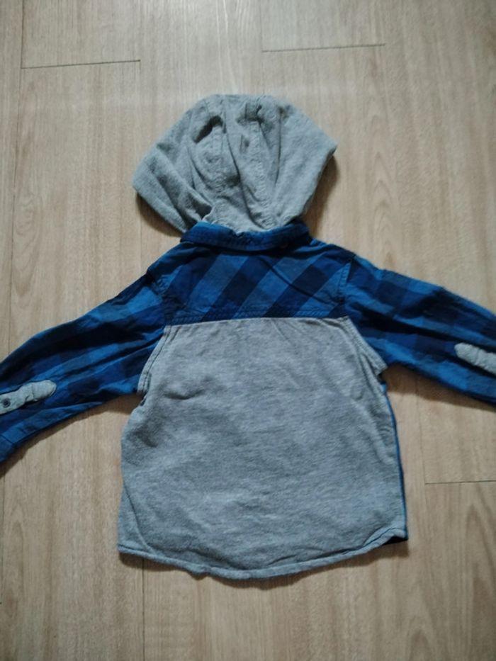 Chemise à capuche 2 ans / 24 mois - photo numéro 2