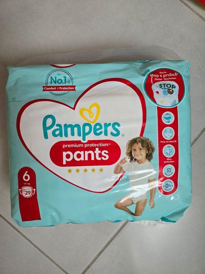 Couches Pampers Taille 6