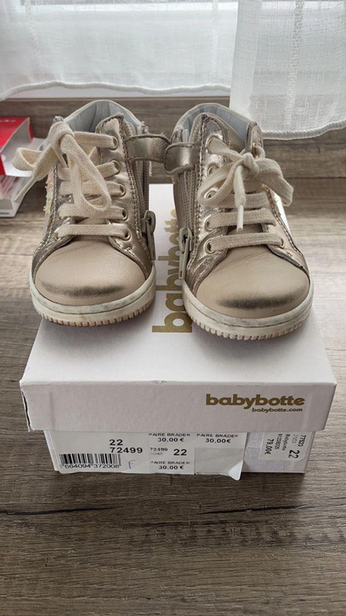 Chaussure babybotte pointure 22 - photo numéro 2