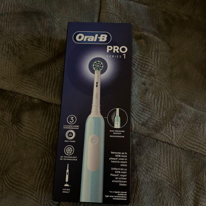 Oral-b pro série 1 neuve - photo numéro 1