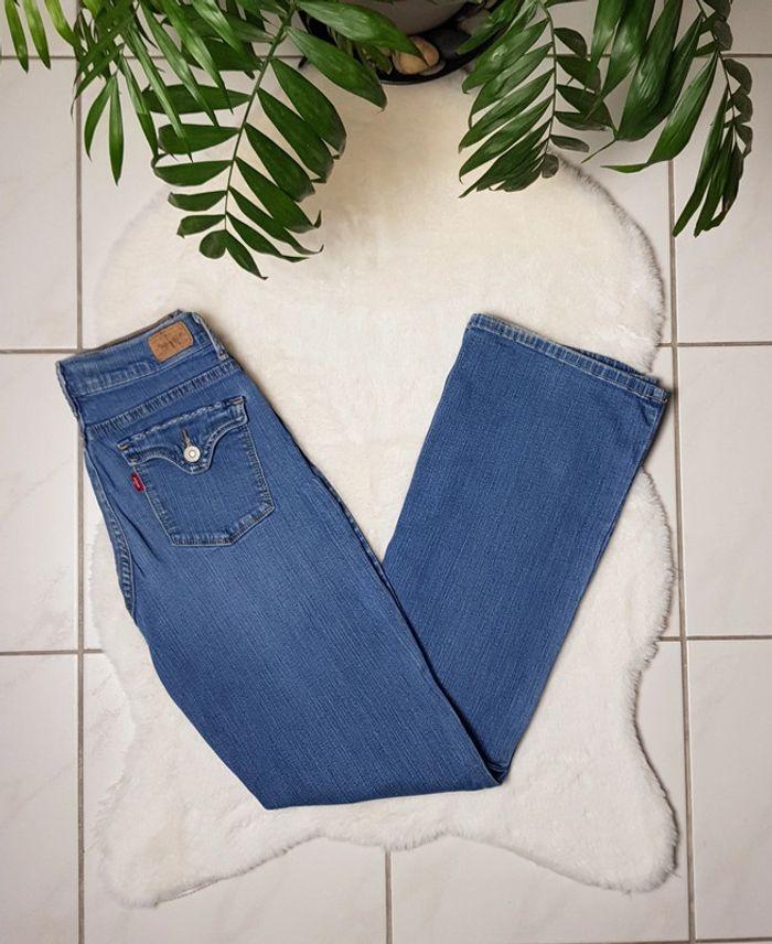 Jean Levi's 512 Perfectly Slimming Bootcut Bleu - photo numéro 1