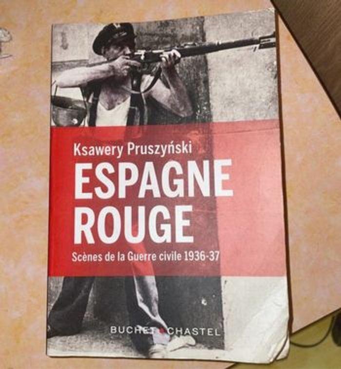 Livre « Espagne rouge » - photo numéro 1