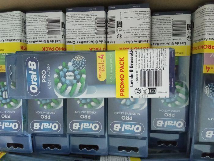 Lot 7 packs de 8 brossettes oral b - photo numéro 2