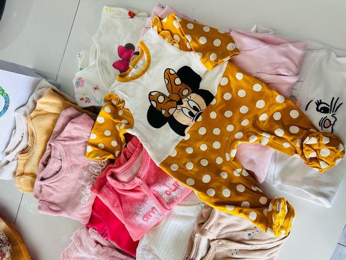 Lot de pyjama bébé fille 1 mois - photo numéro 1