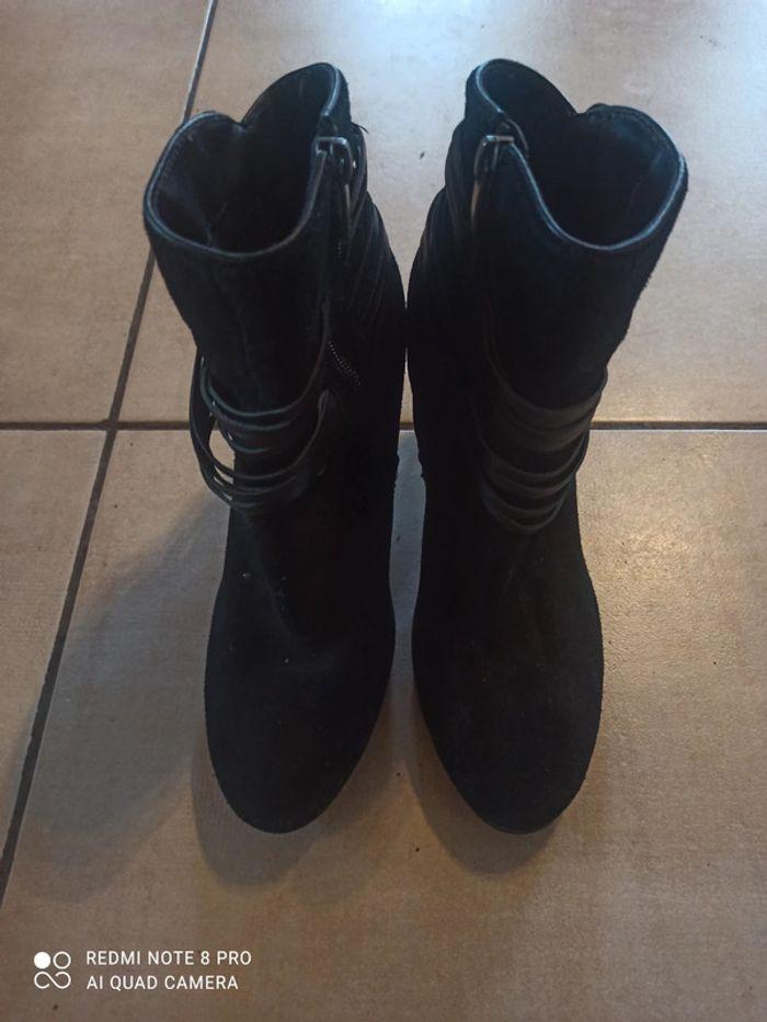 Bottines noire a talon taille 37 - photo numéro 2