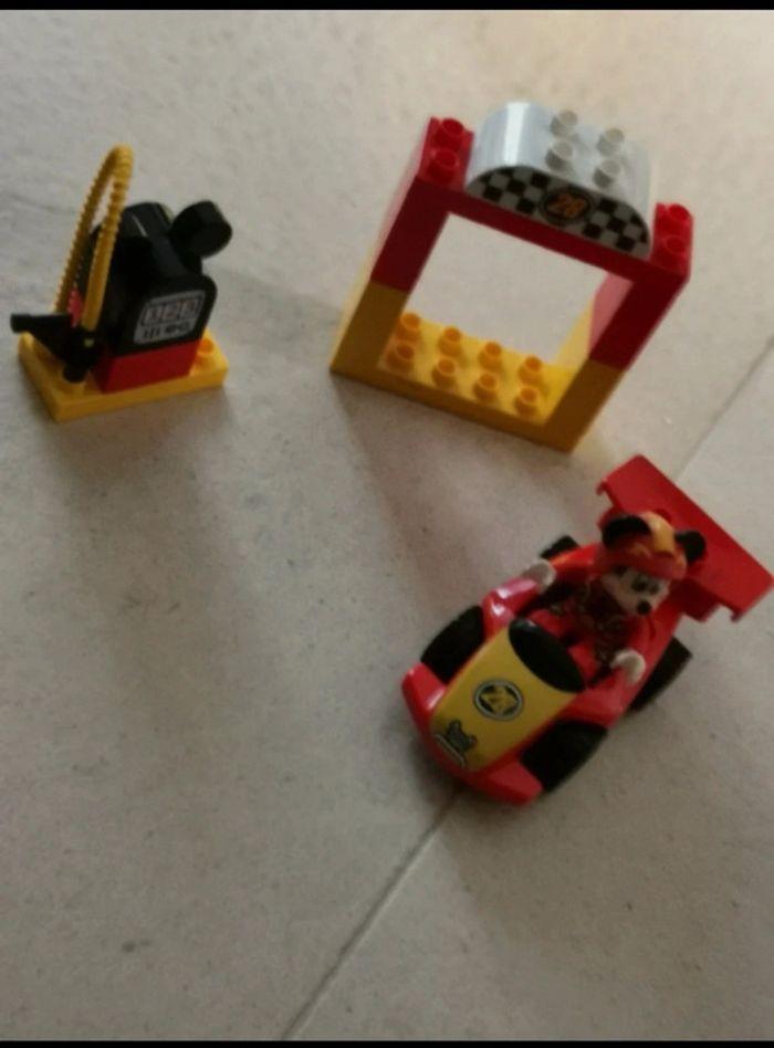 Mickey lego duplo