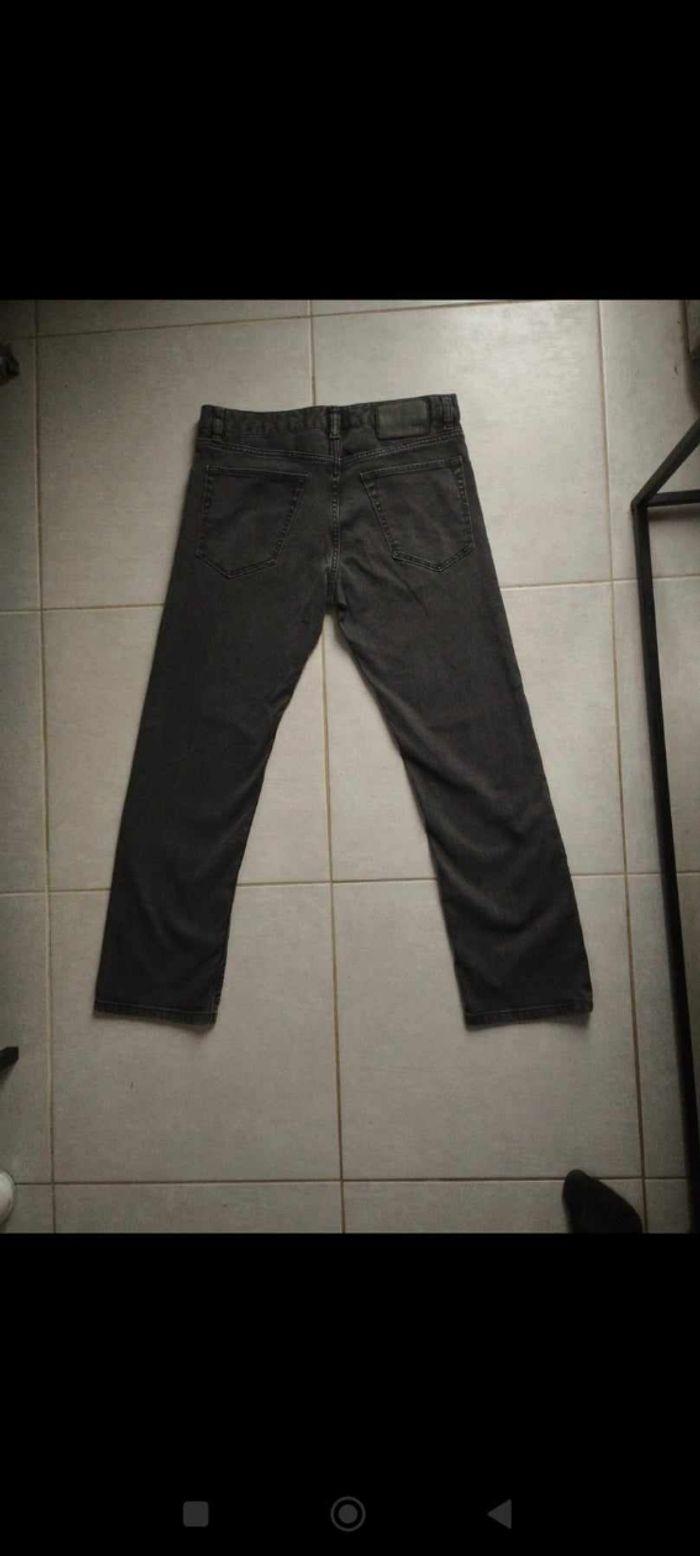 Jean Hugo Boss taille 42 parfait état - photo numéro 3