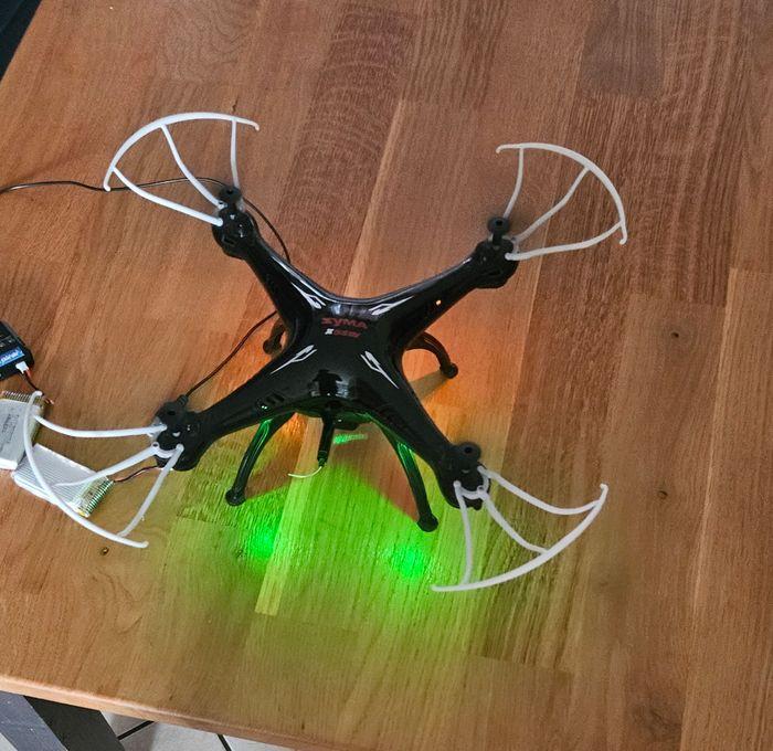 Drone à 4  helices - photo numéro 8