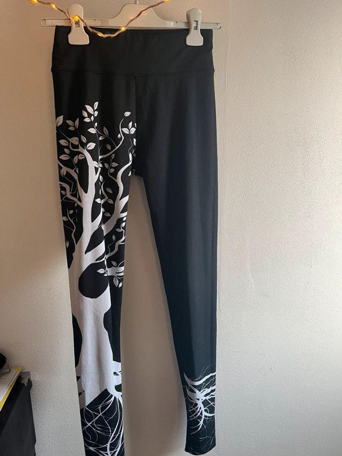 Lot legging et tee shirt de sport - photo numéro 3