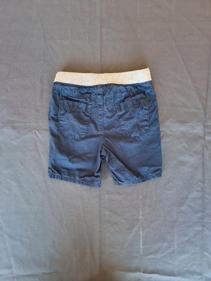 Short 2ans bleu - photo numéro 3