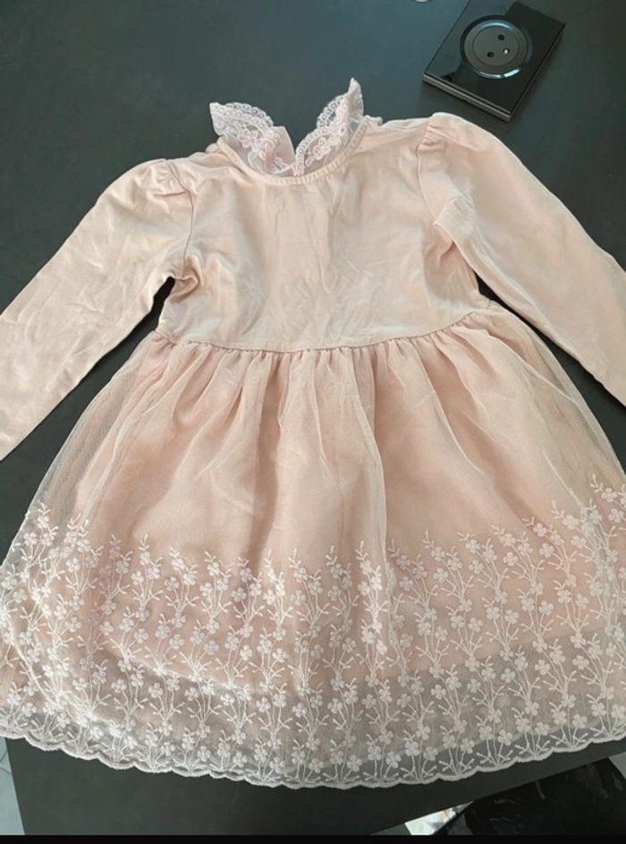 Robe de princesse rose H&M taille 24-36m - photo numéro 1