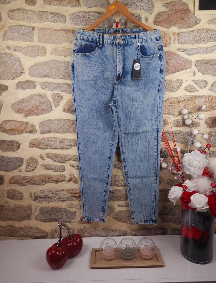 Jeans mom délavé acid wash ligth blue Neuf avec étiquette Femme taille 44 marque Boohoo 🍬 - photo numéro 1