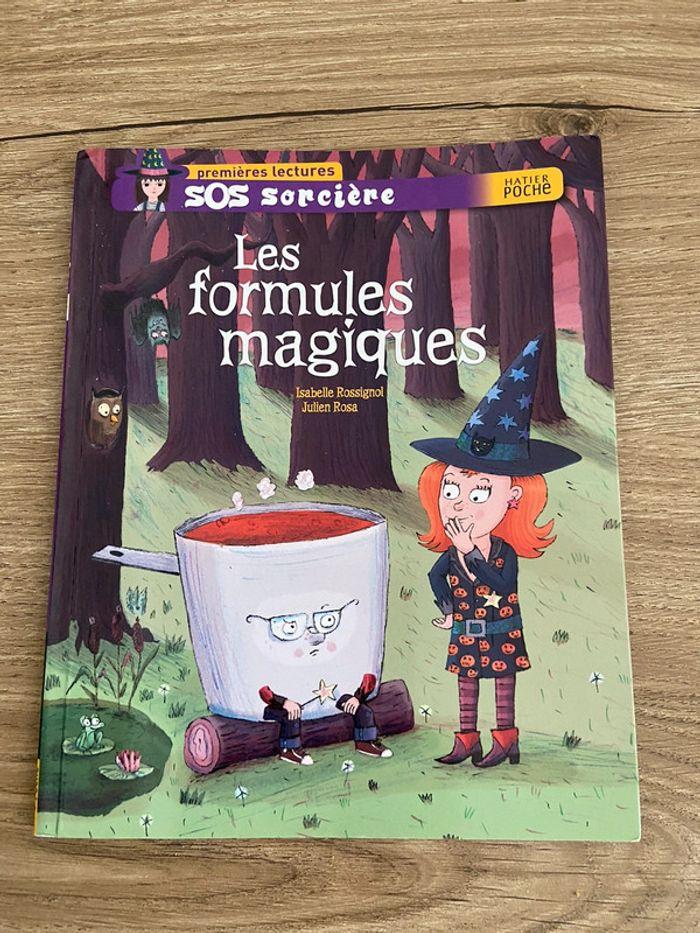 Livre premières lectures SOS sorcière Les formules magiques - photo numéro 1