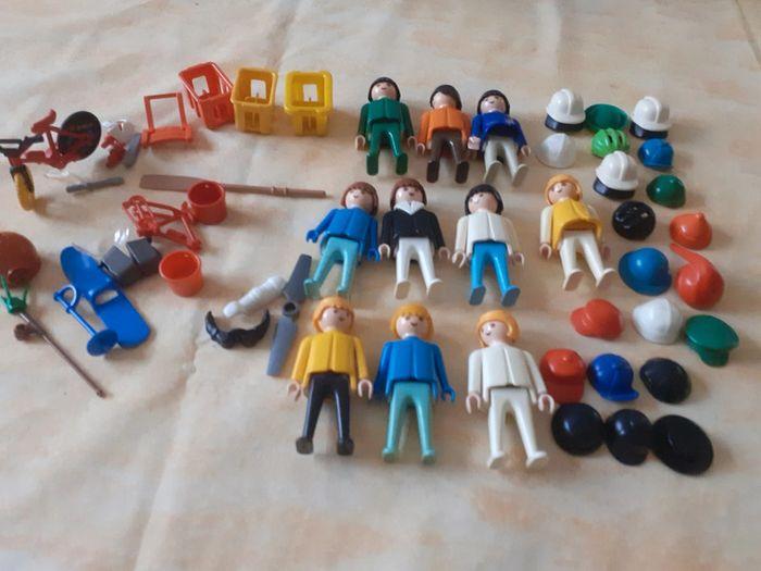 Personnages playmobils et accessoires divers - photo numéro 2