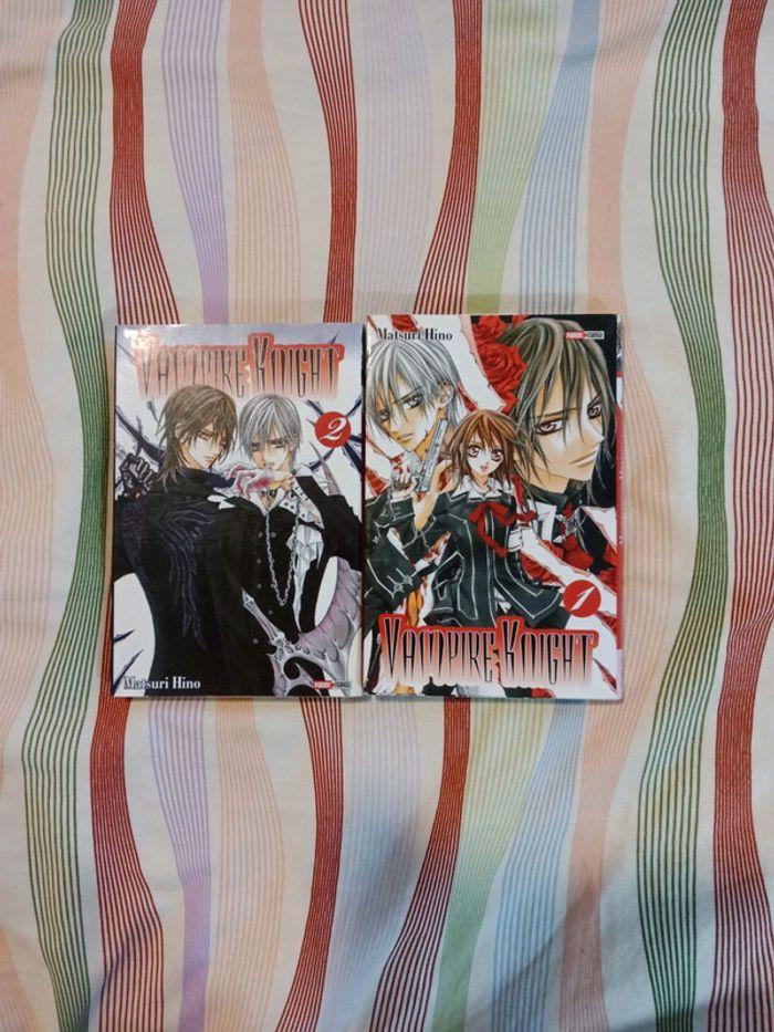 lot 2 mangas"Vampire Knight" - photo numéro 1