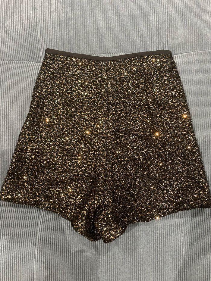 Short à paillettes - photo numéro 2