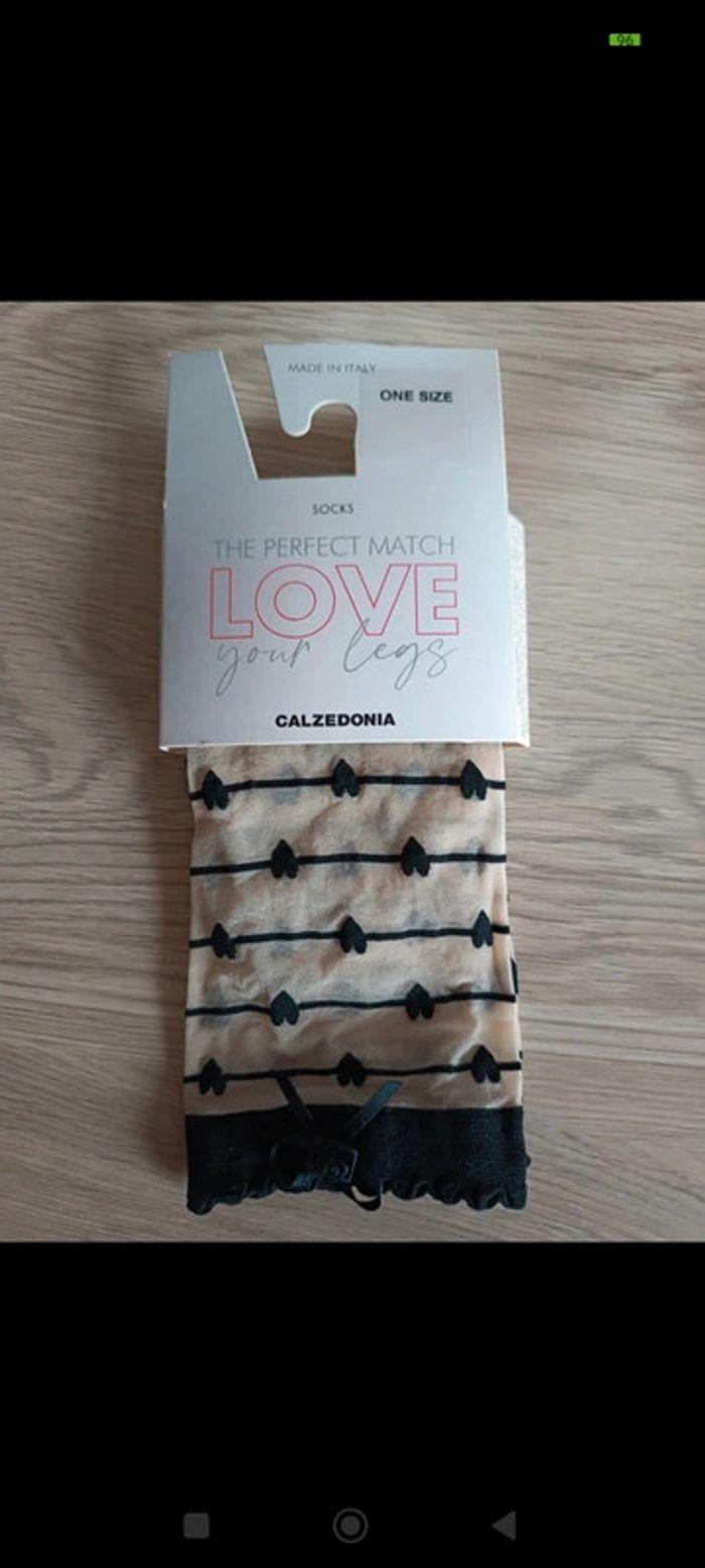 Chaussettes coeur Calzedonia - taille unique - neuves - photo numéro 2