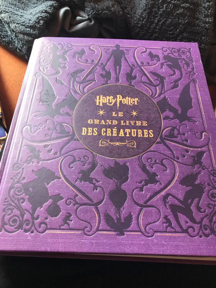 harry potter le grand livre des créatures