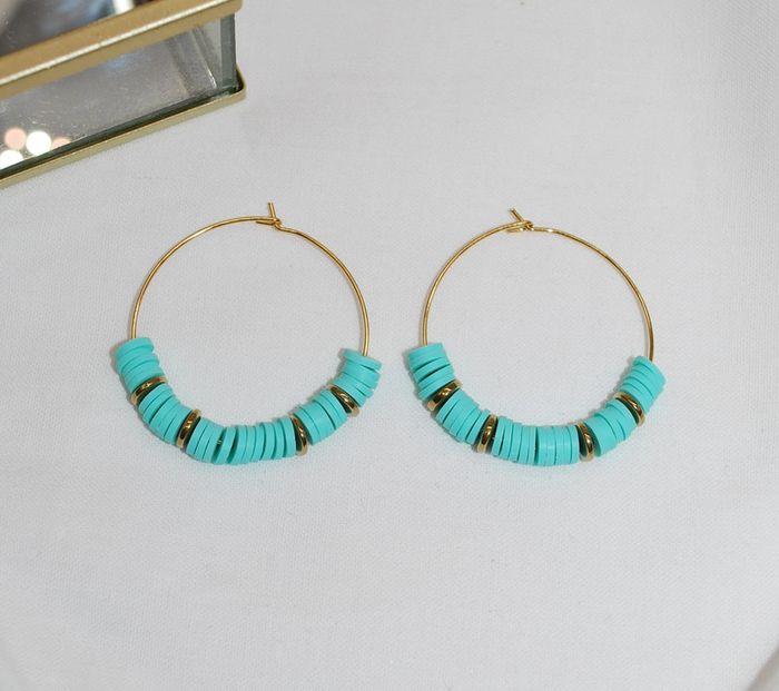 Boucles d oreille créoles Heishi turquoise et doré - photo numéro 1