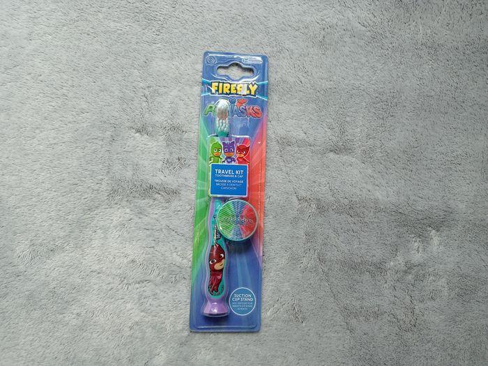 Brosse à dents avec protection 3d pjmasks pyjamasques - photo numéro 1