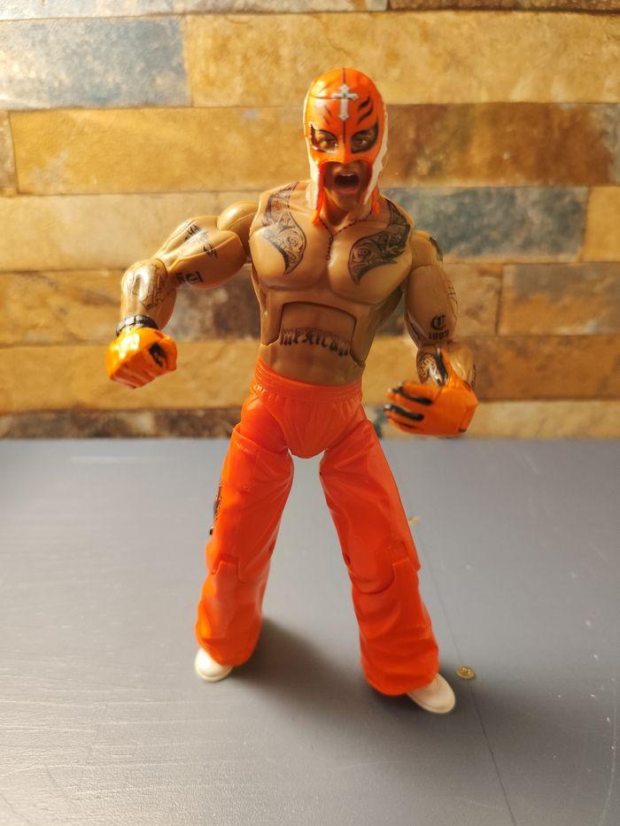 Figurine WWE Mysterio - photo numéro 1