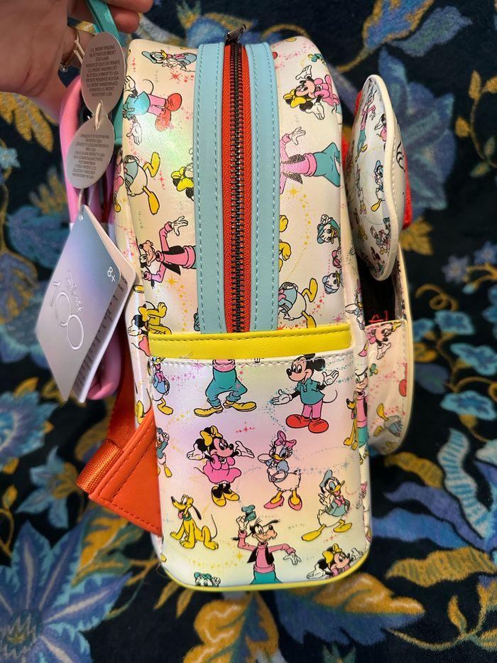 DISNEY - Disney 100 - Sac à dos avec serre tête  LoungeFly - photo numéro 6