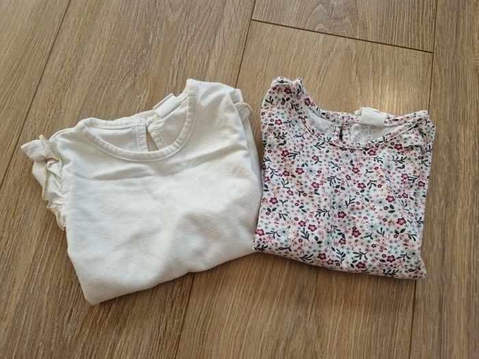 Lot de 2 Tee-shirt manches longues fille H&M beige fleuri 80 cm - photo numéro 1