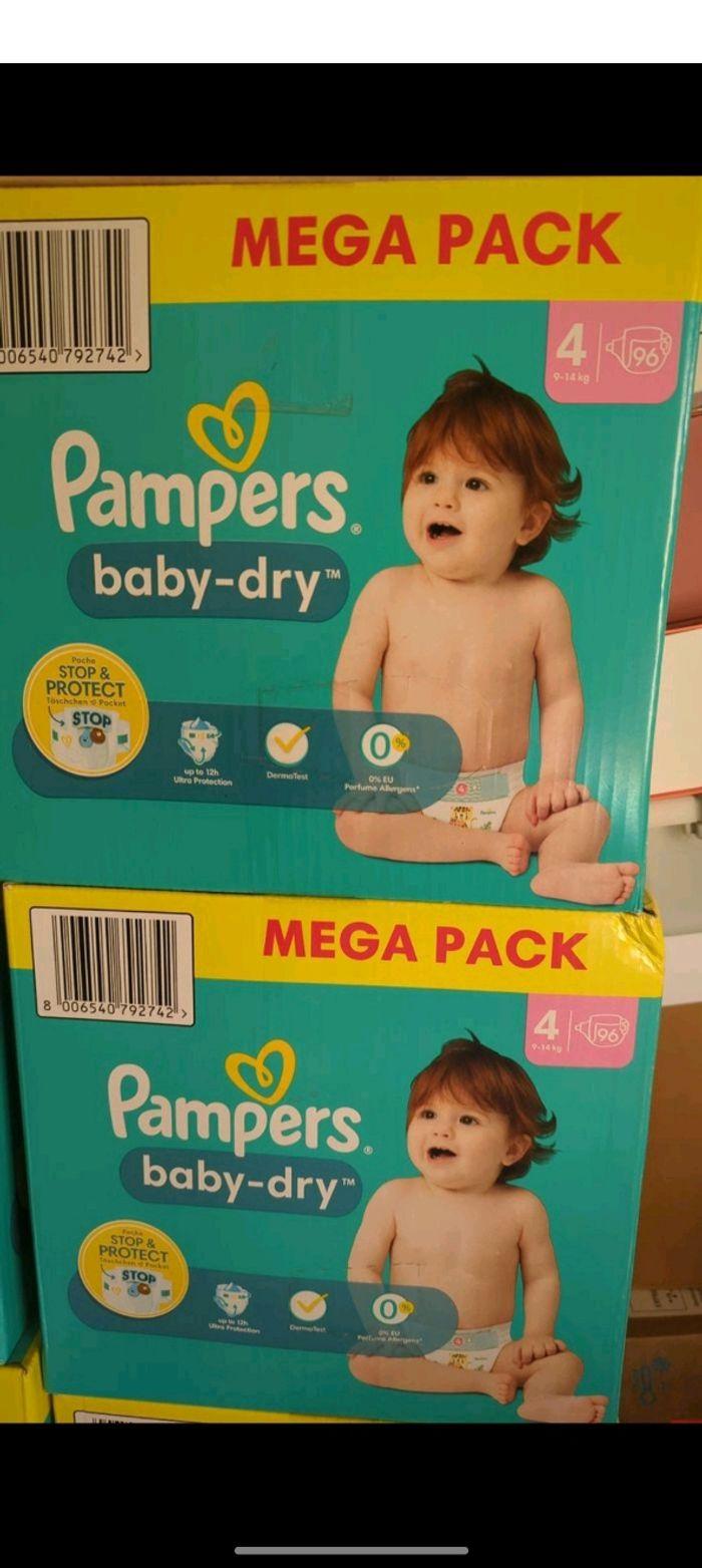 2 méga packs Pampers baby dry taille 4