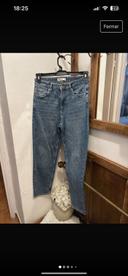 Lot 3 jeans