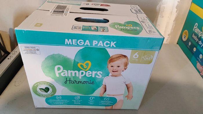 Lot de 2 paquets de 62 couches Pampers Harmonie Taille 6