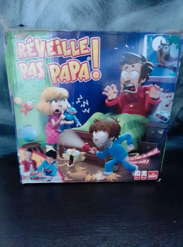 Jeu de société : réveille pas papa - photo numéro 1