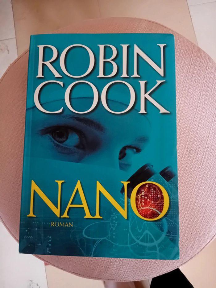 Roman Robin Cook nano - photo numéro 1