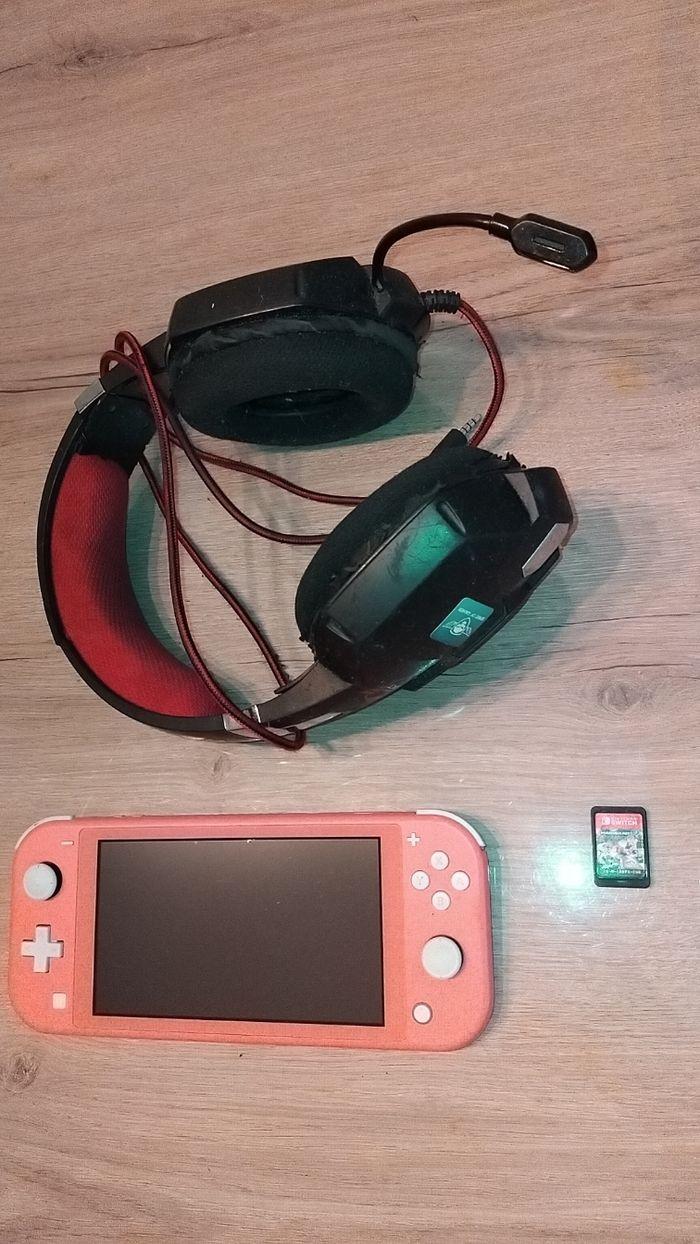 Nintendo switch rose avec accessoires - photo numéro 1