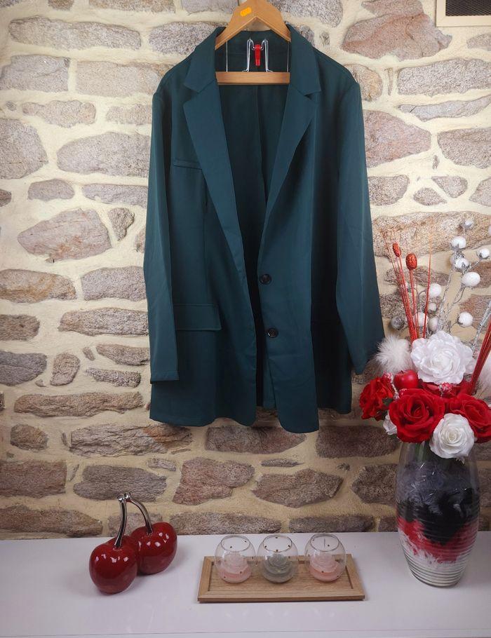 Blazer à bouton vert sapin Femme taille 52 marque Asos 🍬 - photo numéro 1