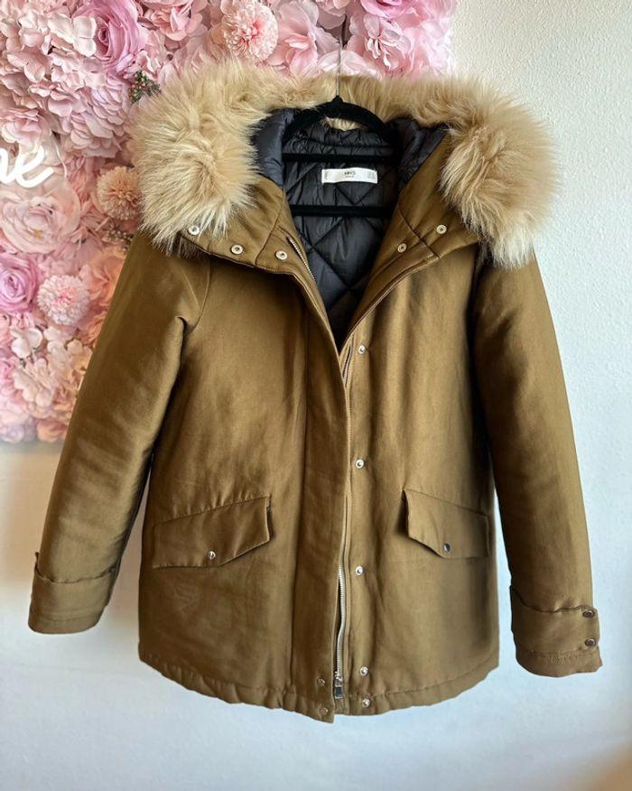 Parka manteau Mango avec capuche en fausse fourrure, couleur kaki, taille XS - photo numéro 1