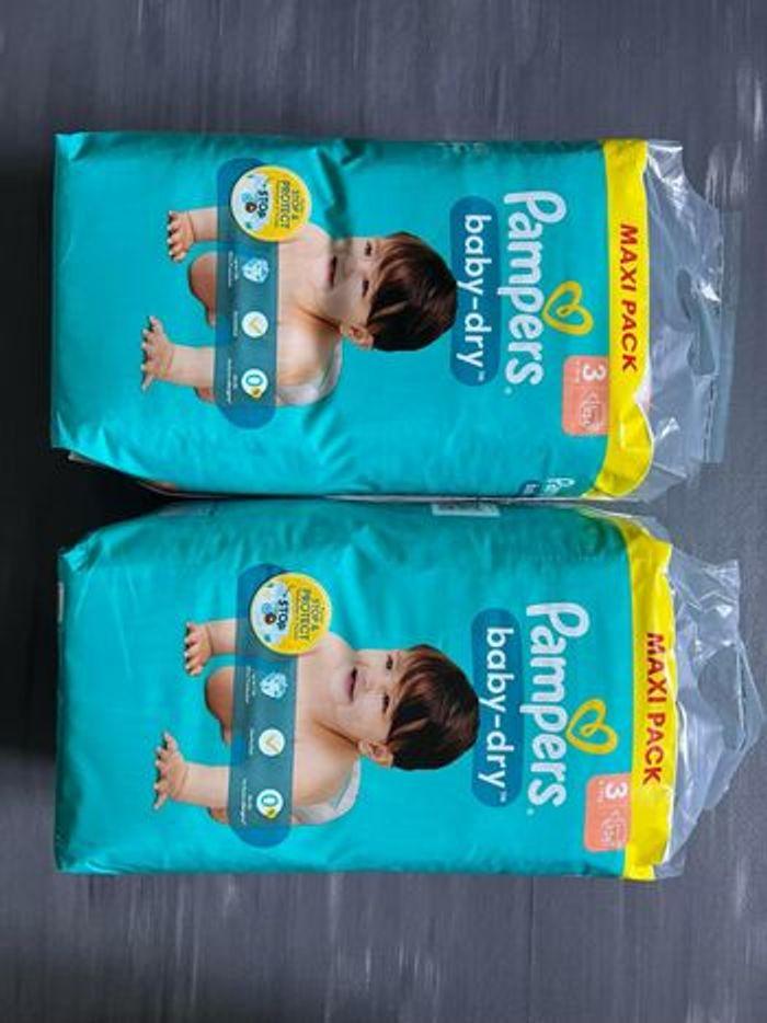 Couches Pampers taille 3