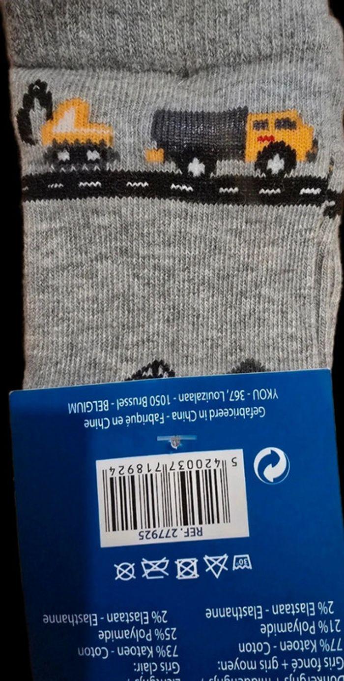 Lot de 3 paires  de chaussettes 27/30 - photo numéro 1