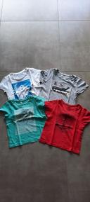 Lot 4  tee shirts 4 ans