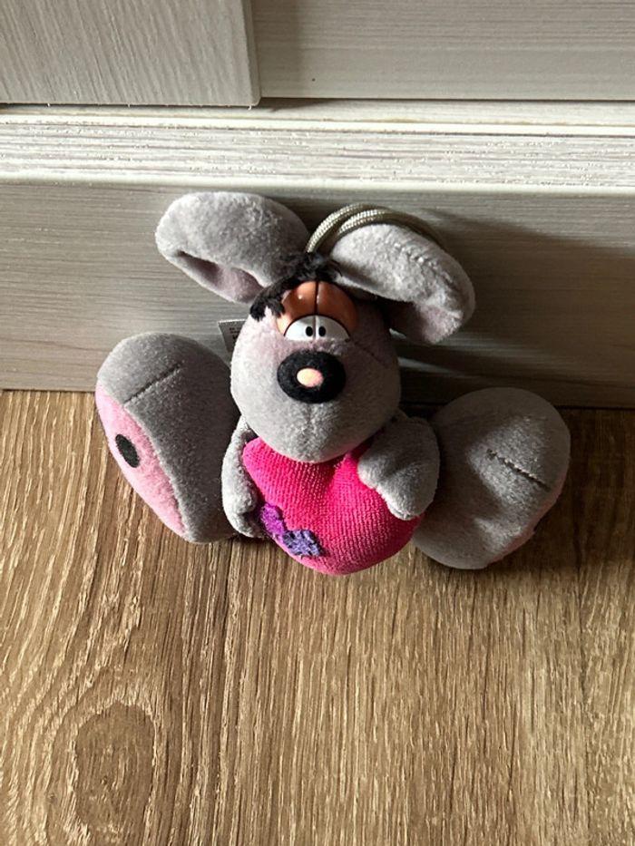 Porte clés peluche Diddl avec cœur rose et salopette, très bon état vintage - photo numéro 3