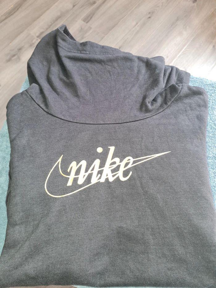 Sweat Nike très bonne état taille XL - photo numéro 1