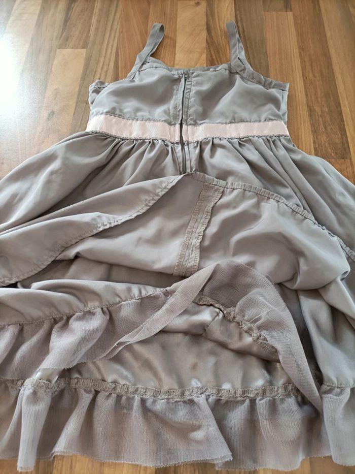 Robe taupe👗 4 ans - photo numéro 5