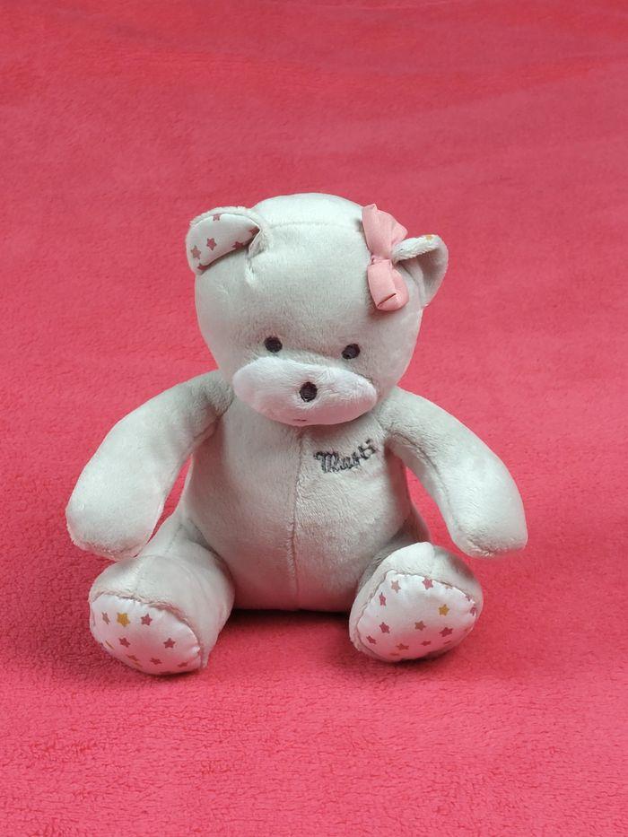 Doudou peluche ours gris blanc fille Musti nœud rose pieds étoile Mustela - photo numéro 1