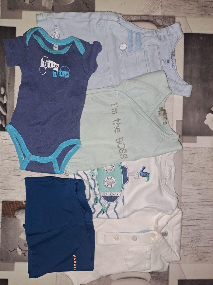 Lot vêtements bébé 1 mois garçon - photo numéro 1