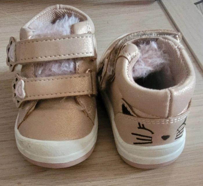 Chaussure bébé - photo numéro 1