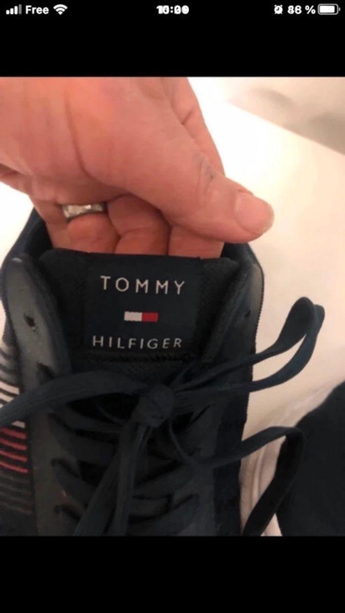 Chaussures baskets Tommy Hilfiger. Taille 4( - photo numéro 7