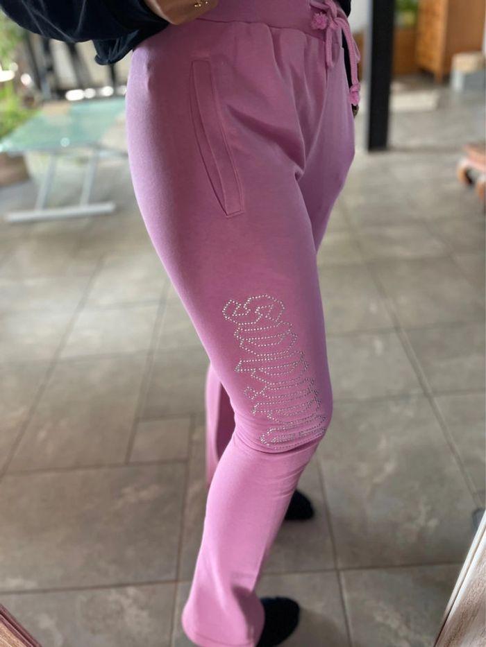 Pantalon rose Adidas neuf - photo numéro 3