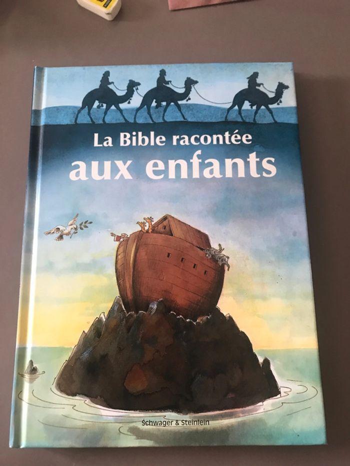 Livre La bible racontée aux enfants - photo numéro 1