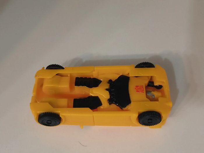 Voiture jaune transformers McDonald's happy meal - photo numéro 4