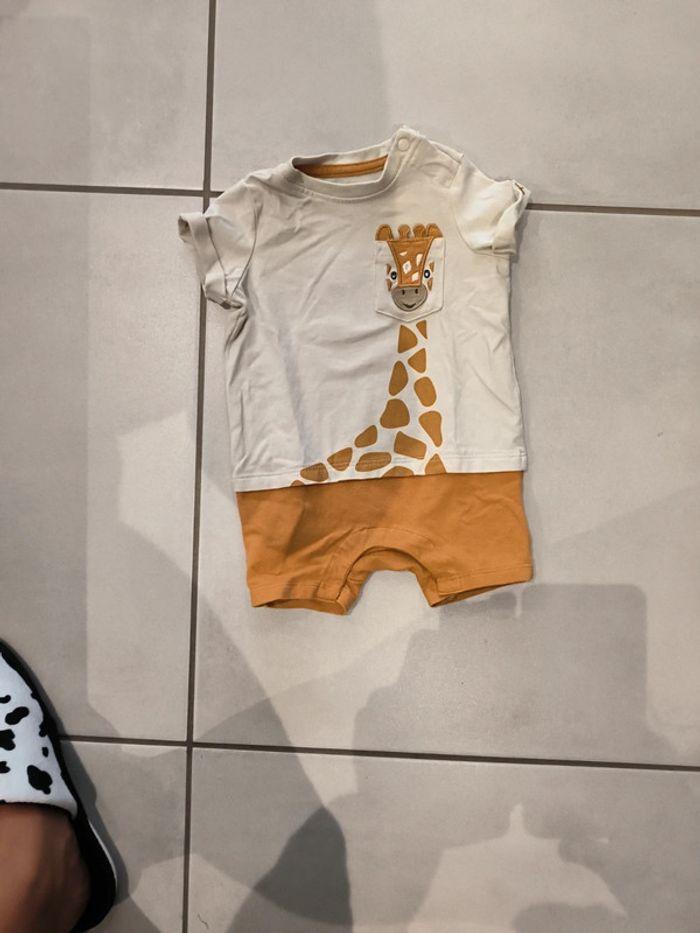 Combi short garçon 3 mois 🦒 - photo numéro 1