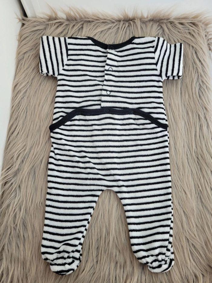 Joli pyjama 56cm (3 mois) - photo numéro 4